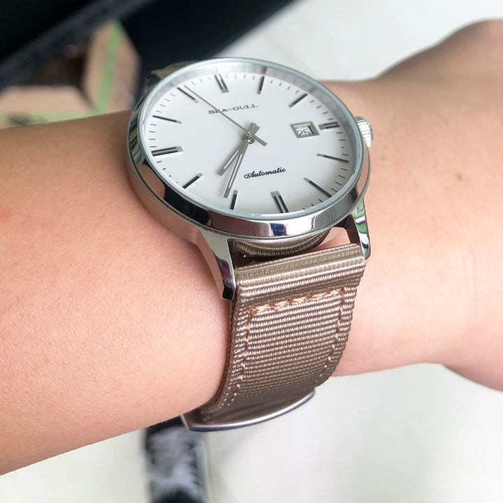 Military Nylon Quick-Release Watch Band (18-24mm)