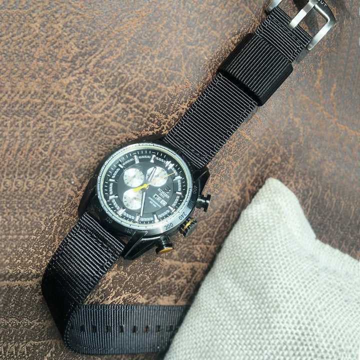Military Nylon Quick-Release Watch Strap (18-24mm)