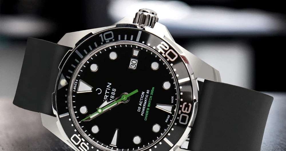 MAIKES New Design Watch Band Black 20mm 22mm 24mm Watchband Sports Fluoro Rubber Watch Strap Watch Accessories