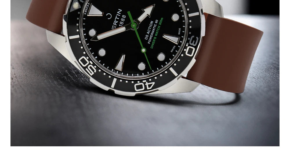 MAIKES New Design Watch Band Black 20mm 22mm 24mm Watchband Sports Fluoro Rubber Watch Strap Watch Accessories