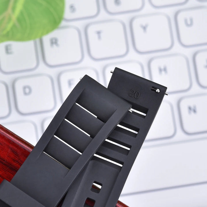 Premium Grade Fluoro Rubber Watch Strap 20mm 22mm For New FKM Watch Bands Diving Bracelet Quick Release Wrist Belt Accessories