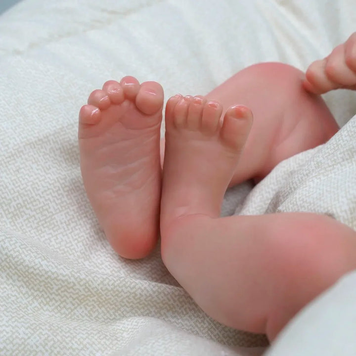 43 cm Levi Awake Reborn Baby Doll – Open Blue Eyes & 3D Painted Skin