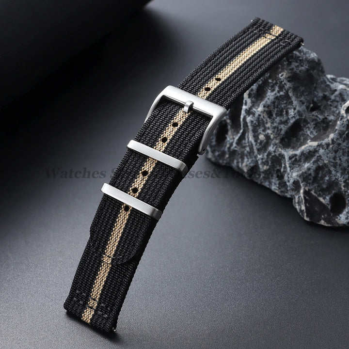 Soft Nylon Strap (20–22mm) – Quick Release Sport