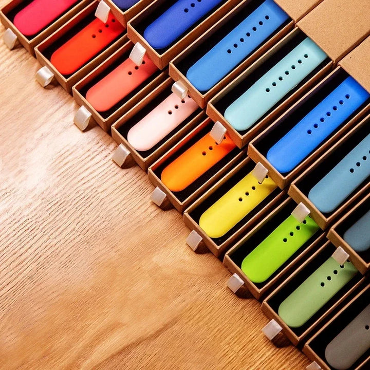 Strap For Apple Watch band 45mm 44mm 42mm 49mm 40mm 41mm Silicone Sport bracelet correa iWatch Series 9 8 7 6 5 3 4 3 SE Ultra 2