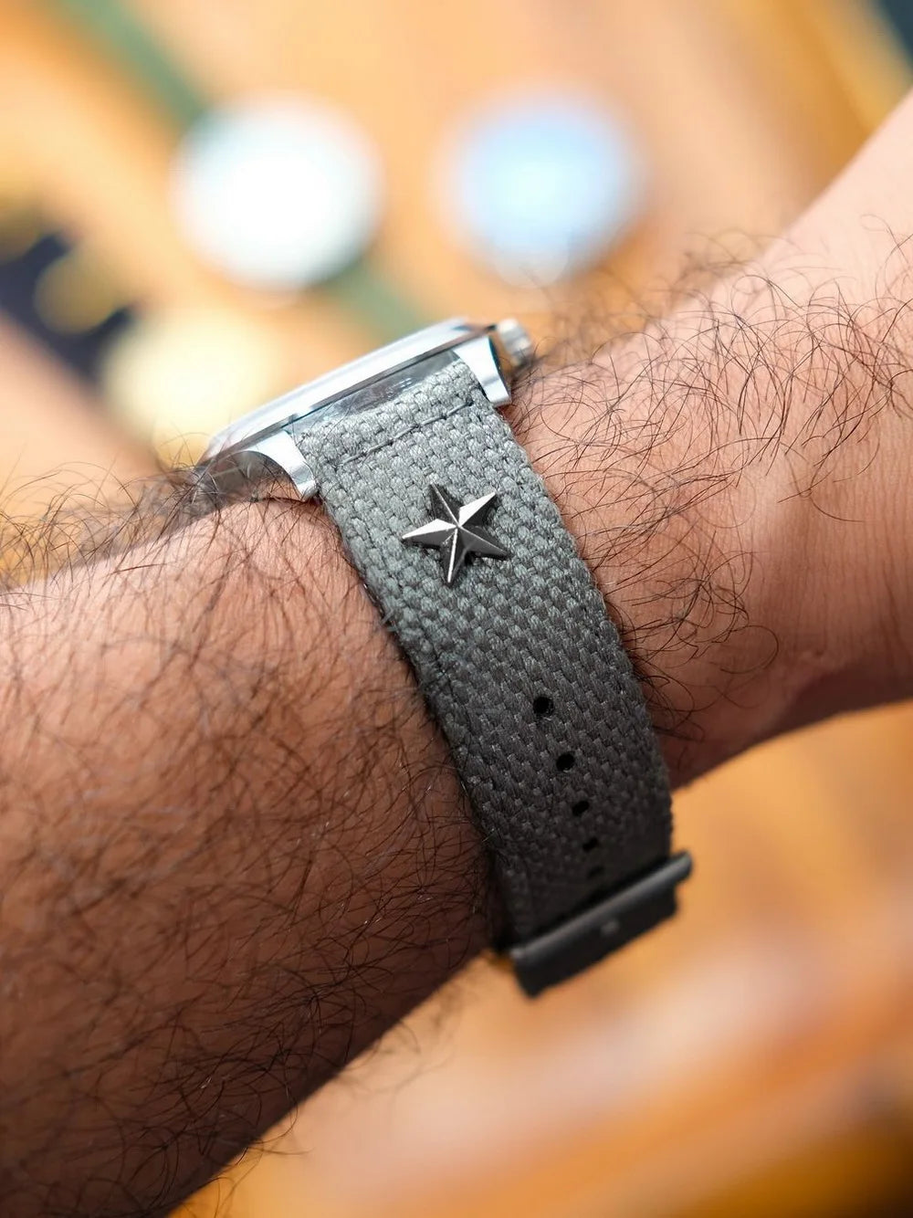 HEMSUT Nylon Quick-Release Watch Strap – 20/22mm Canvas for Men & Women