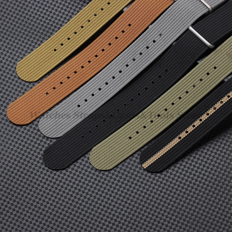 High-Quality Nylon Watch Strap 18/20/22mm (Military Style)
