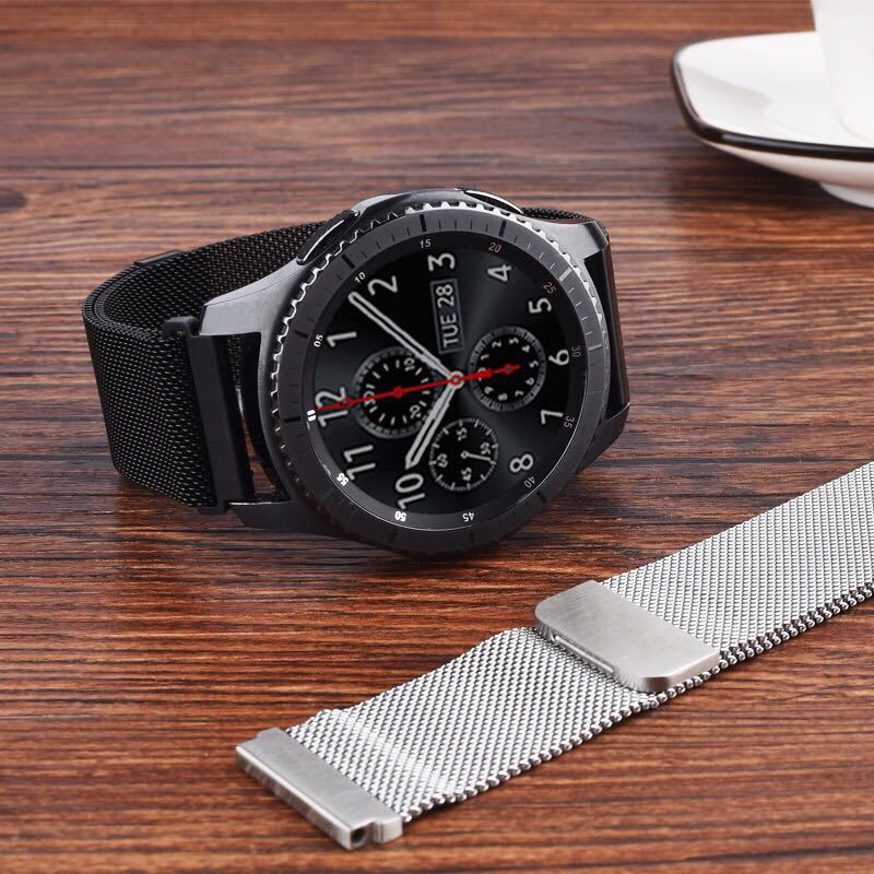 Stainless Steel Milanese Magnetic Watch Strap (18–22mm)