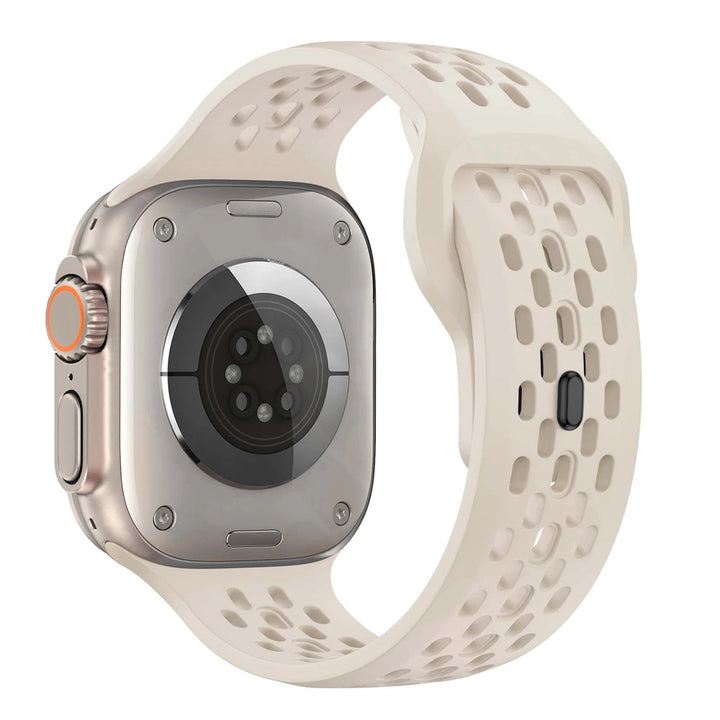 Silicone strap For iwatch series 9 8 7 6 5 4 3 SE Ultra 2 49mm Breathable Bracelet for Apple Watch 44mm 45mm 40mm 41mm 42mm 38mm