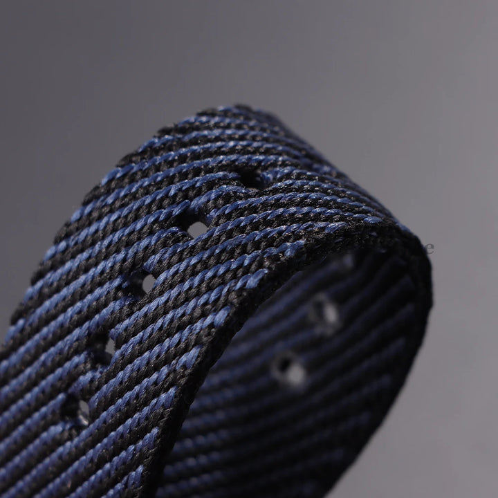 Quick Release Nylon Strap (20–22mm) – Military Style