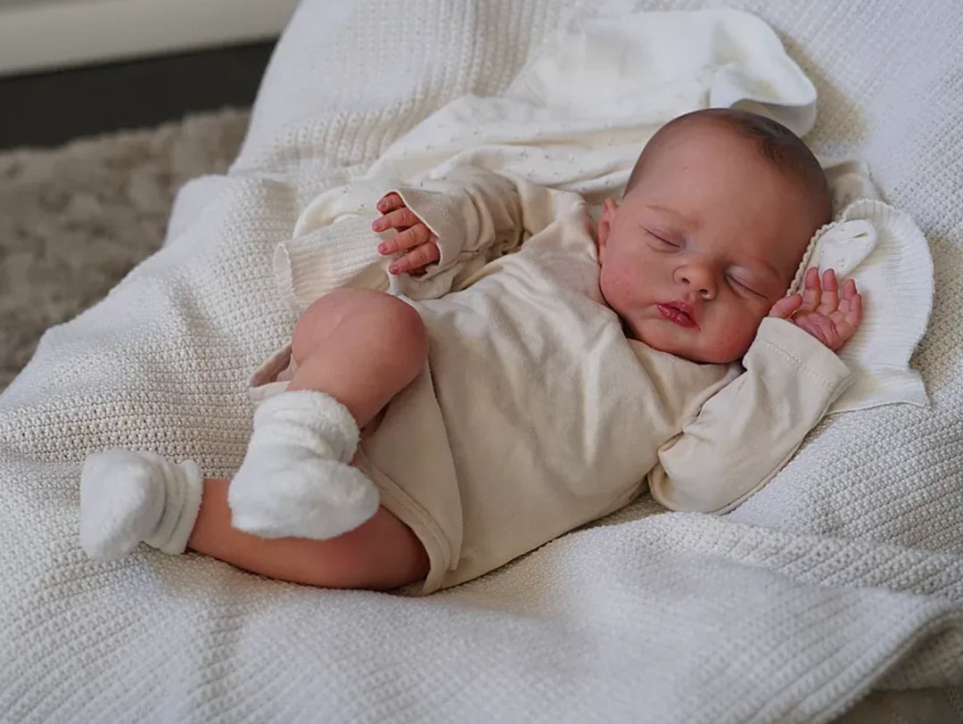 Irys 18″ Lifelike Reborn Baby Doll