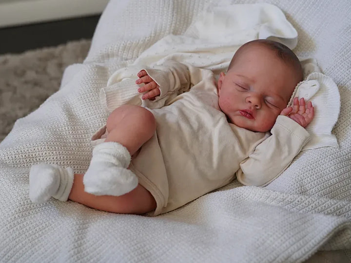 Irys 18″ Lifelike Reborn Baby Doll