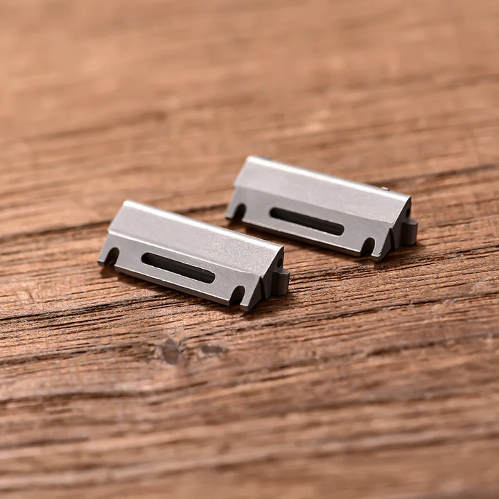 Perfect fit Adapter Connrctor for Cartier Santos Watch Leather Band 18.5MM 21MM Quick Release Strap Titanium steel Metal inserts