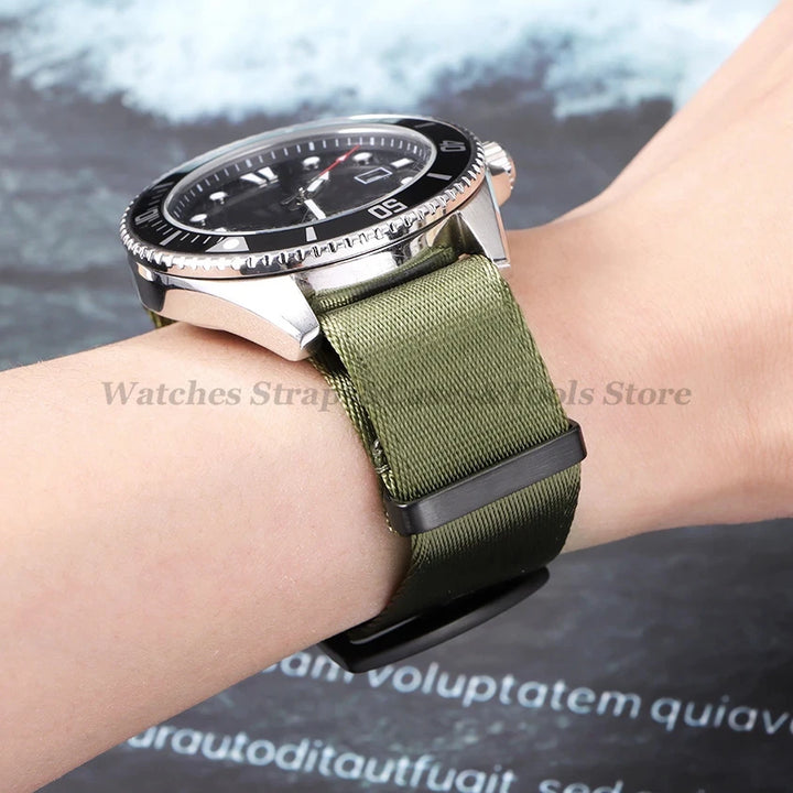 Premium Nylon Watch Strap 20/22mm (Black Buckle)