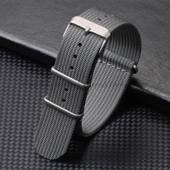 High-Quality Nylon Watch Strap 18/20/22mm (Military Style)