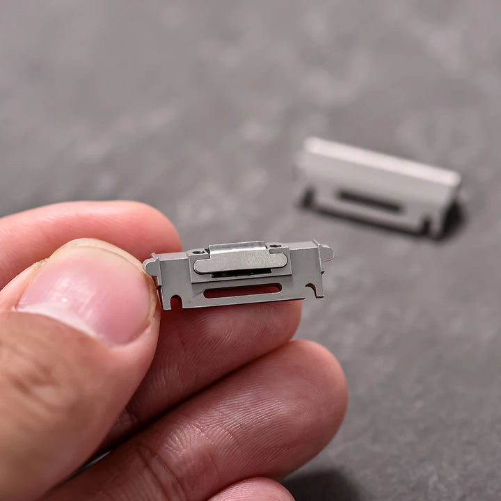 Perfect fit Adapter Connrctor for Cartier Santos Watch Leather Band 18.5MM 21MM Quick Release Strap Titanium steel Metal inserts