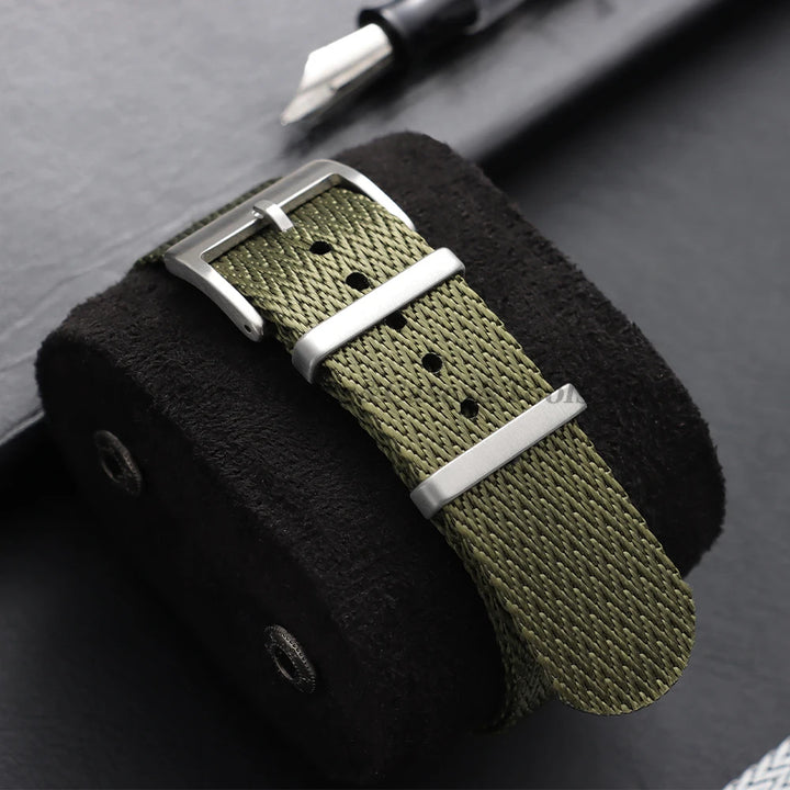 Nylon Military Watch Strap (18–22mm) – Unisex