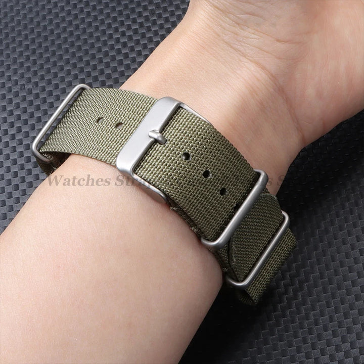 High-Quality Nylon Watch Strap 18/20/22mm (Military Style)