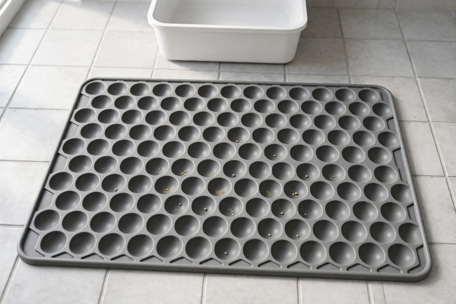 Grey Petlinks Purrfect Paws litter mat with round honeycomb nooks