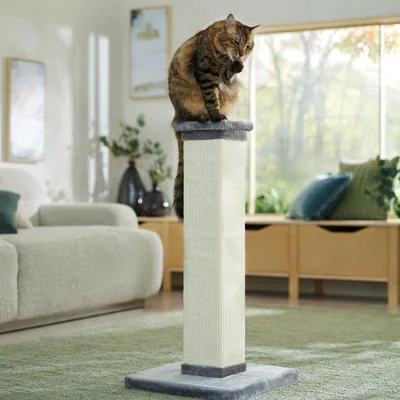 Frisco 33-in Heavy Duty Sisal Cat Scratching Post