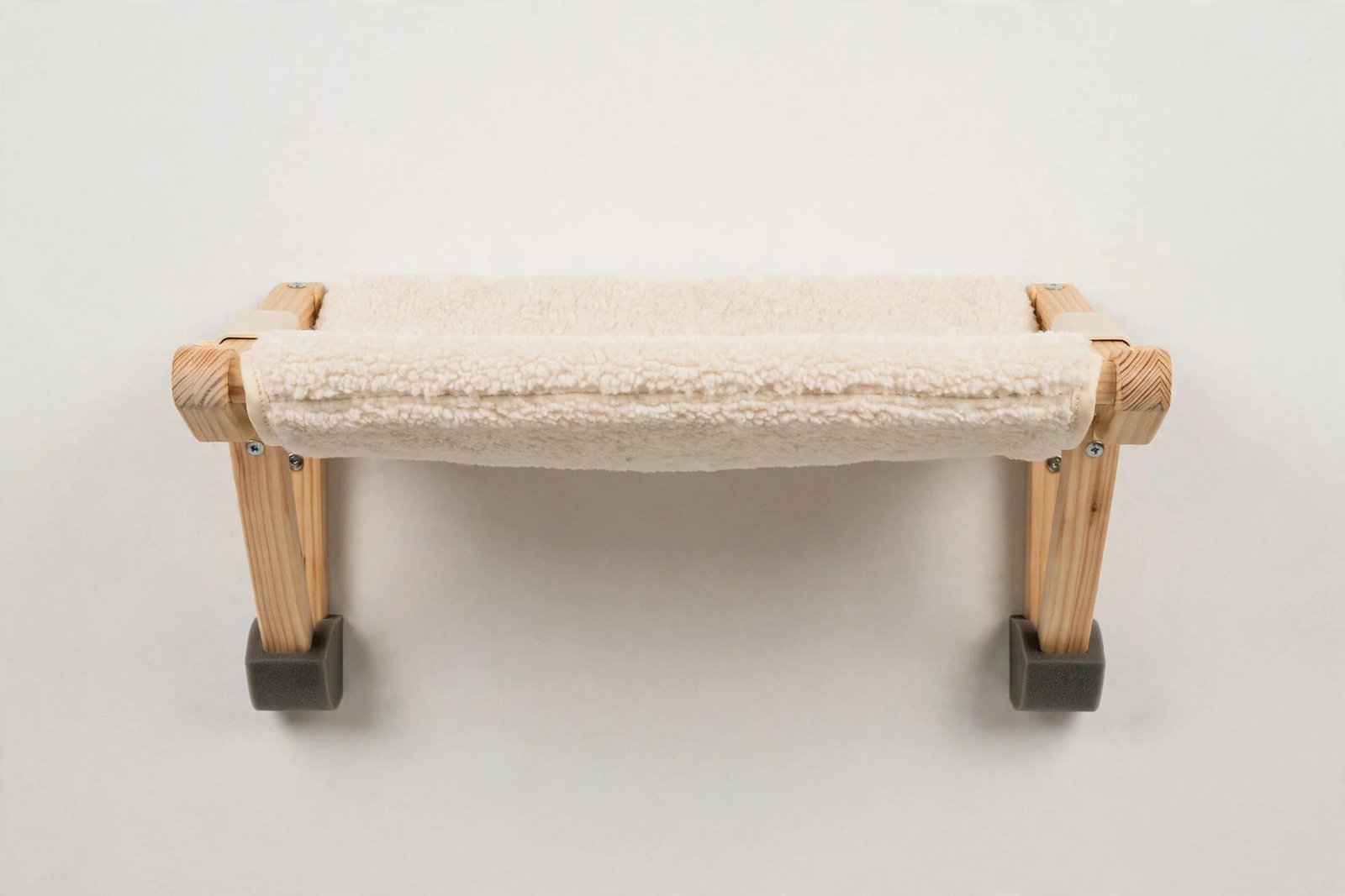 Petlinks SmartyKat Paw Perch wooden sill-mount window perch