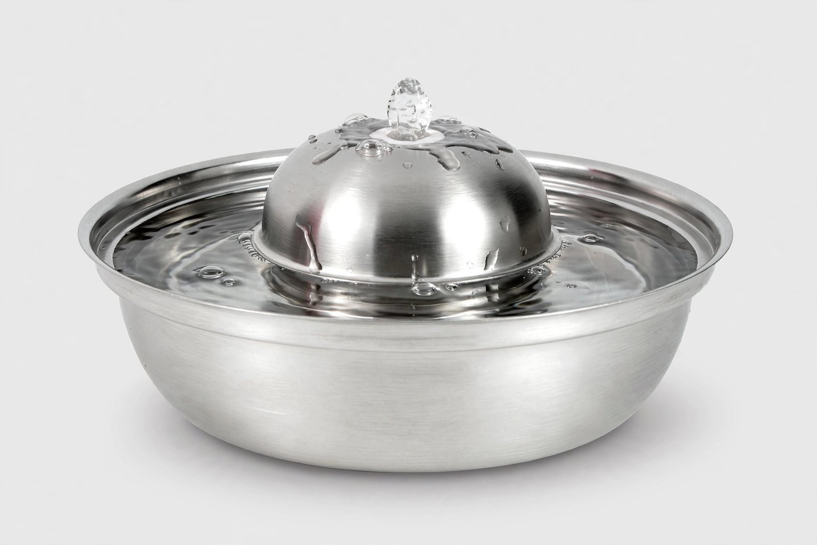 Pioneer Pet Raindrop stainless steel cat water fountain, 60 oz