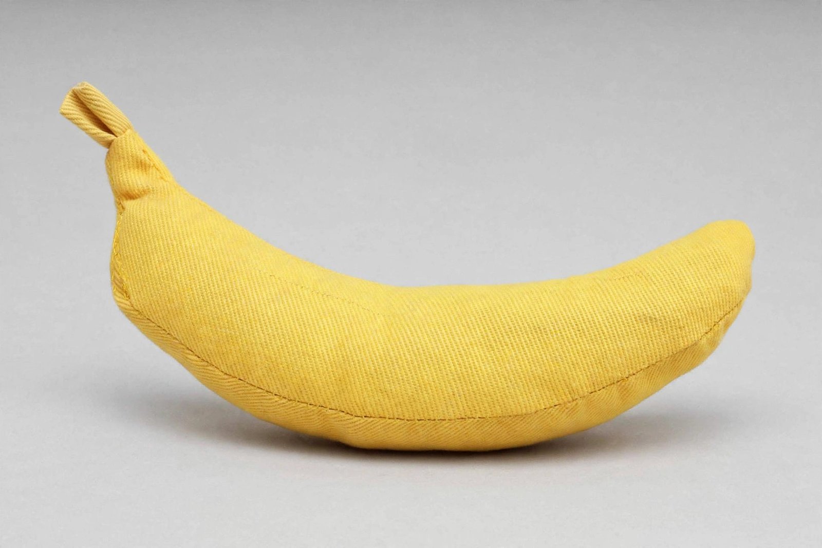 Yeowww! Catnip Yellow Banana cat toy